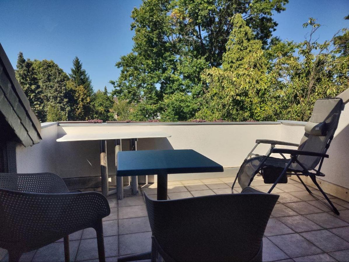 Spacious & Comfortable Guestrooms W Private Bathrooms Near Koelnmesse & Lanxess Arena, Free Parking, Highspeed Wifi Экстерьер фото